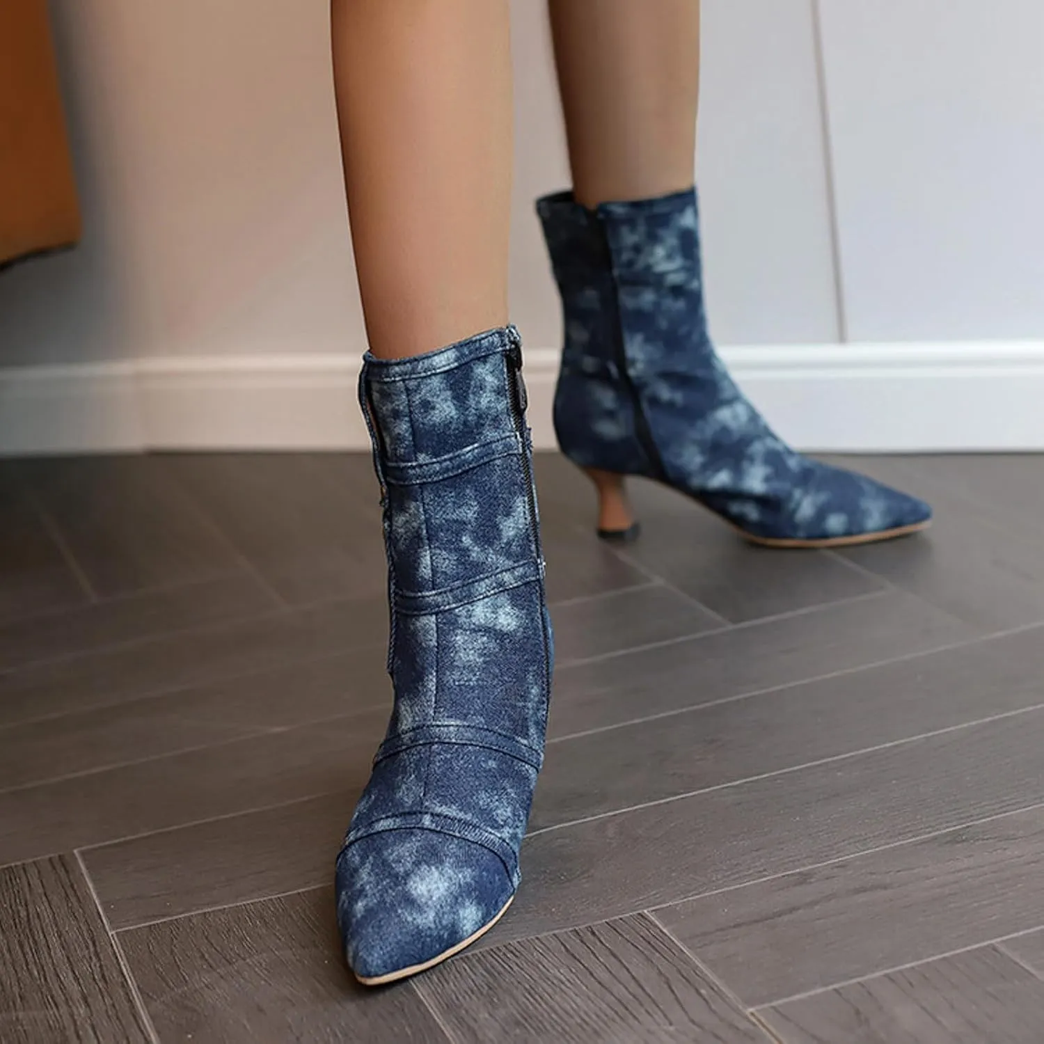 fabalshop Cowboy Fashion Kitten Heel Ankle Booties for Women Cowgirl Pointed Toe Low Chunky Heel Boots Lace up Side Zipper Brogue Boots