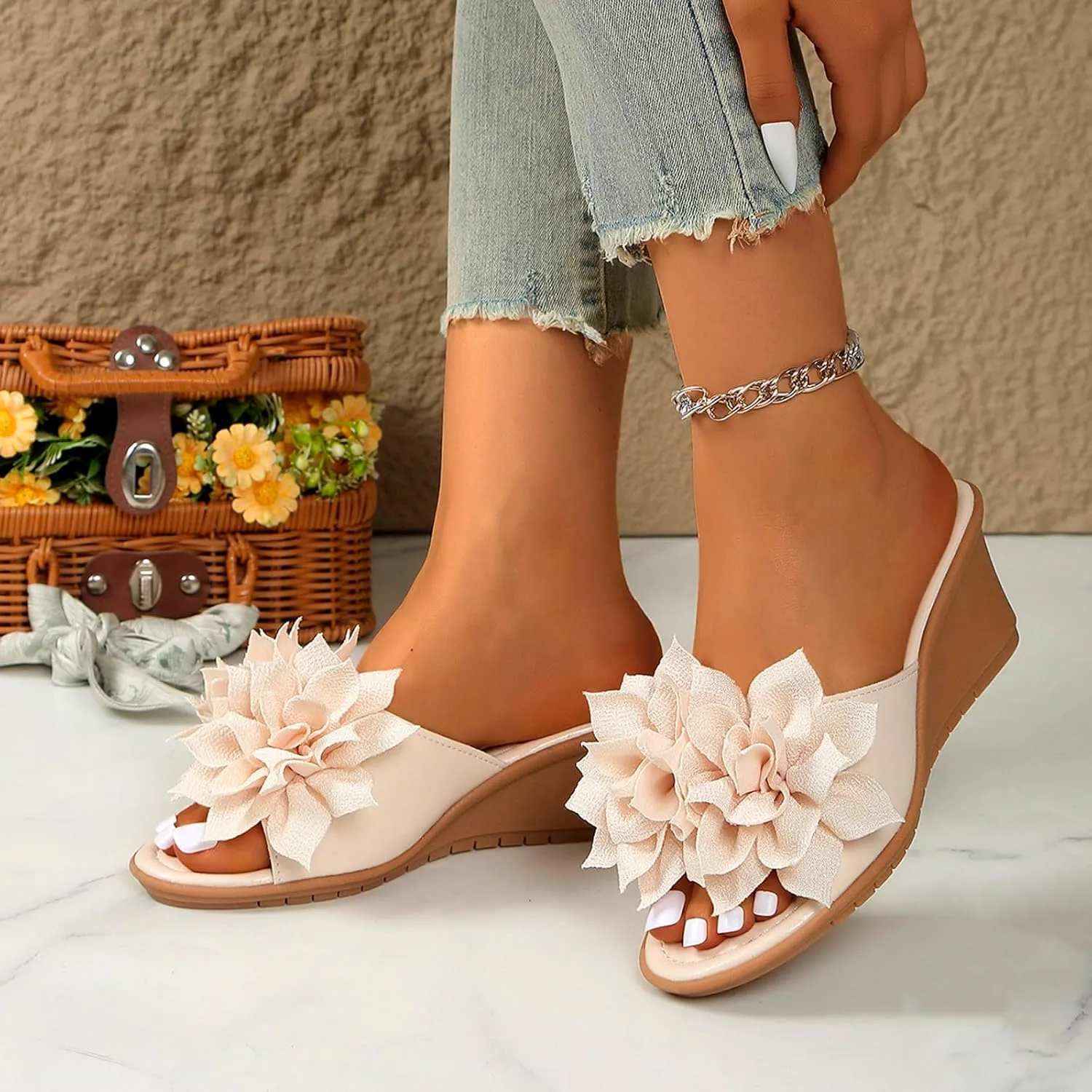 Flip Flops for Women Casual Wedge Slide Sandals T Strap Arch Support Sandals Summer Orthopedic Flip Flops