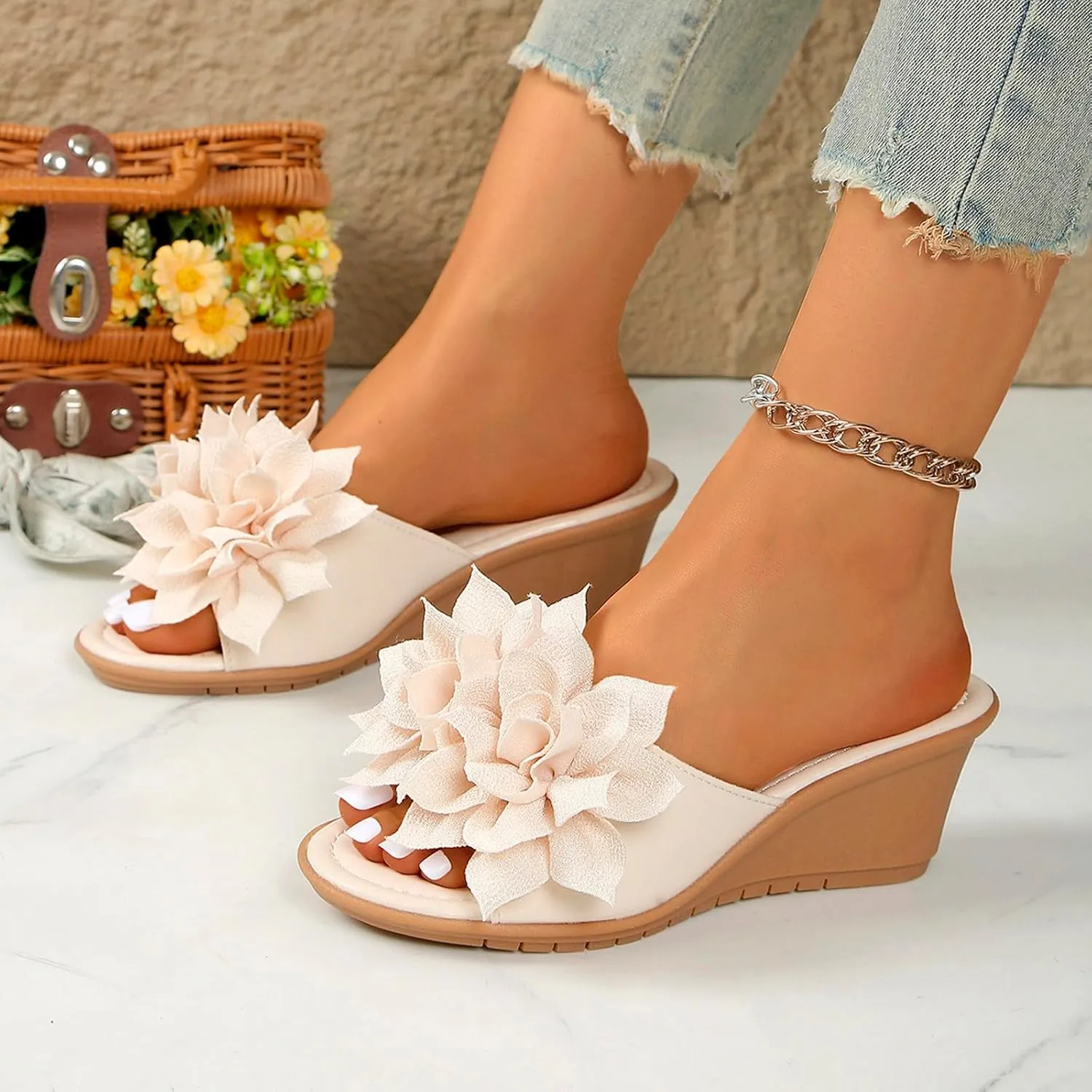 Flip Flops for Women Casual Wedge Slide Sandals T Strap Arch Support Sandals Summer Orthopedic Flip Flops