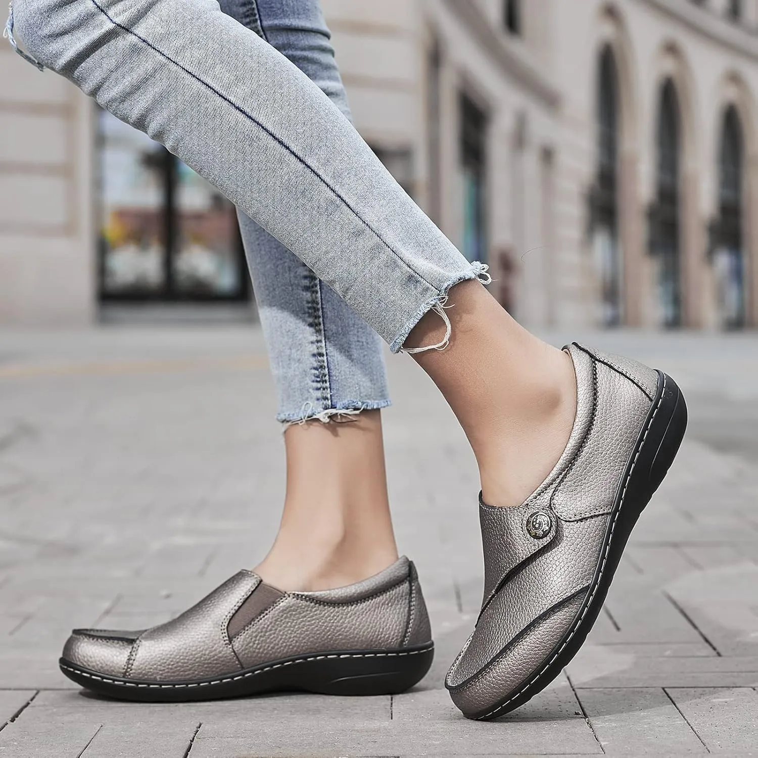 Geoeleph Women's Loafers Casual Slip-Ons Comfort Walking Flats Leather Driving Moccasins