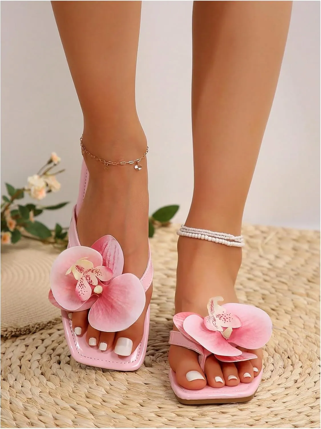 GORGLITTER Women's Flower Flat Sandals Dressy Flip Flops Square Open Toe Thong Vacation Summer 2025 Slides Shoes