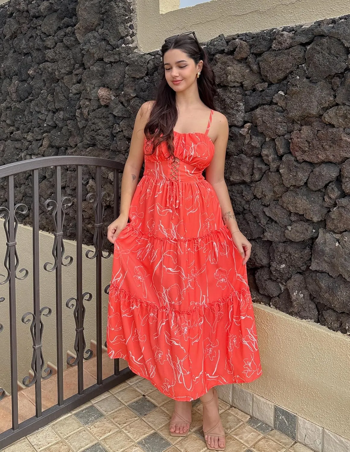 GRACE KARIN Women's Summer Floral Dress 2025 Spaghetti Strap Smocked Tiered Casual Boho Maxi Long Sundress with Pockets