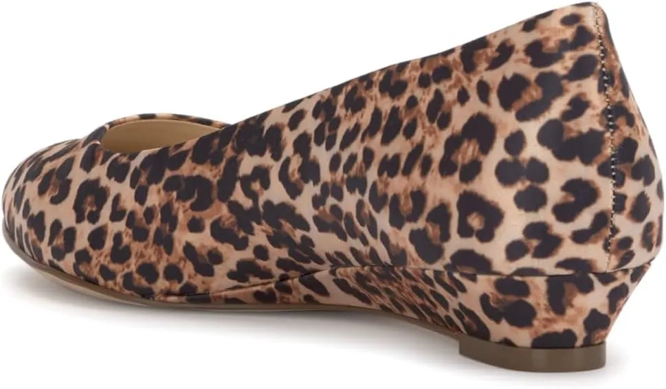Jessica Simpson Women's Leytun Ballet Flat