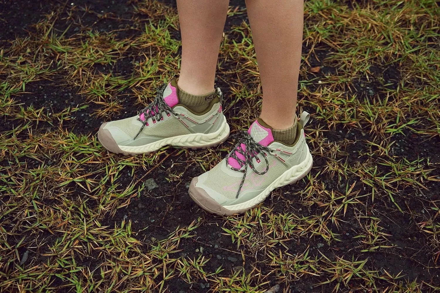 KEEN Women's Nxis Evo Low Height Waterproof Fast Packing Hiking Shoes