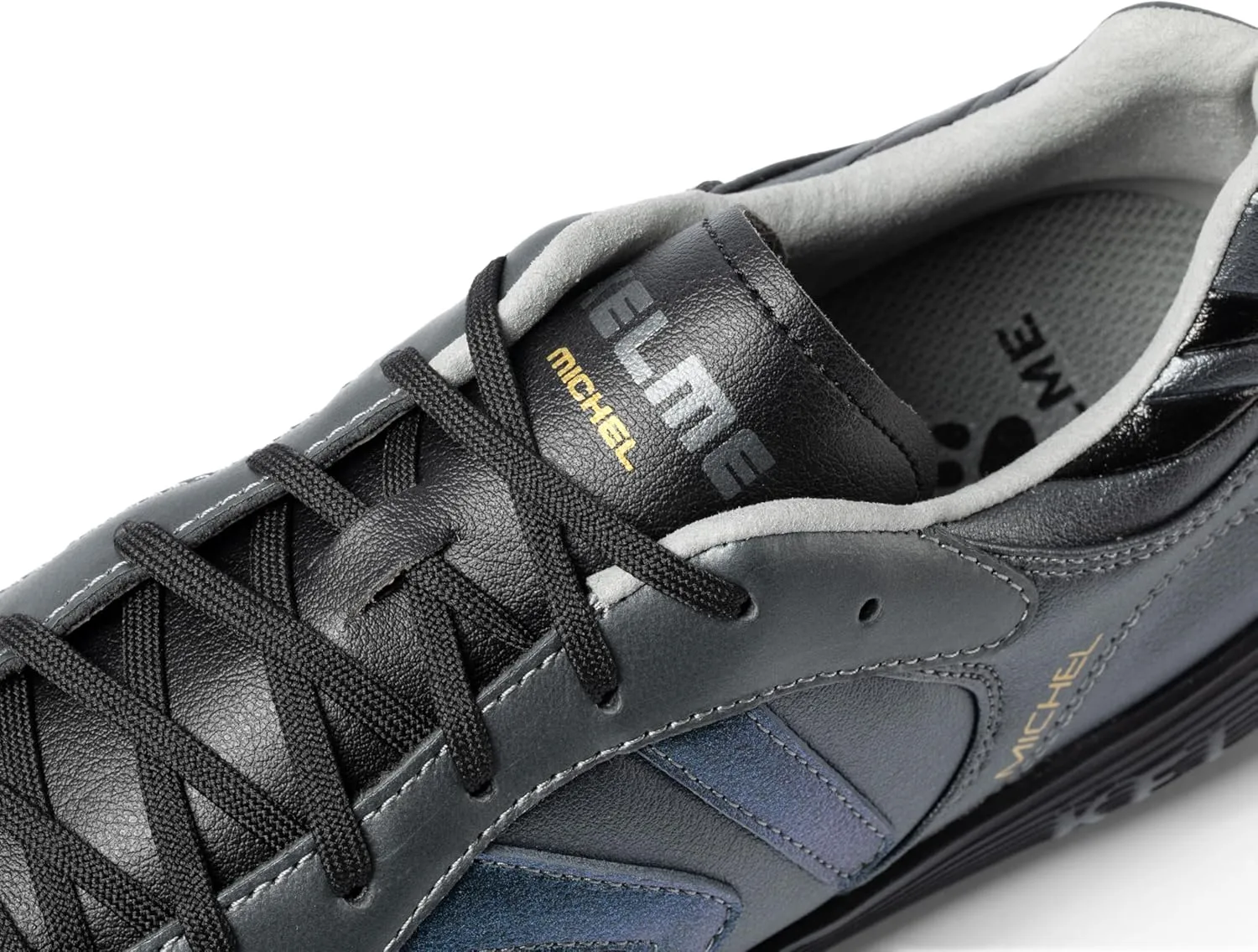 KELME Leather Indoor Soccer Shoes Futsal Turf Soccer Shoes Man Women Football Athletic Sneakers
