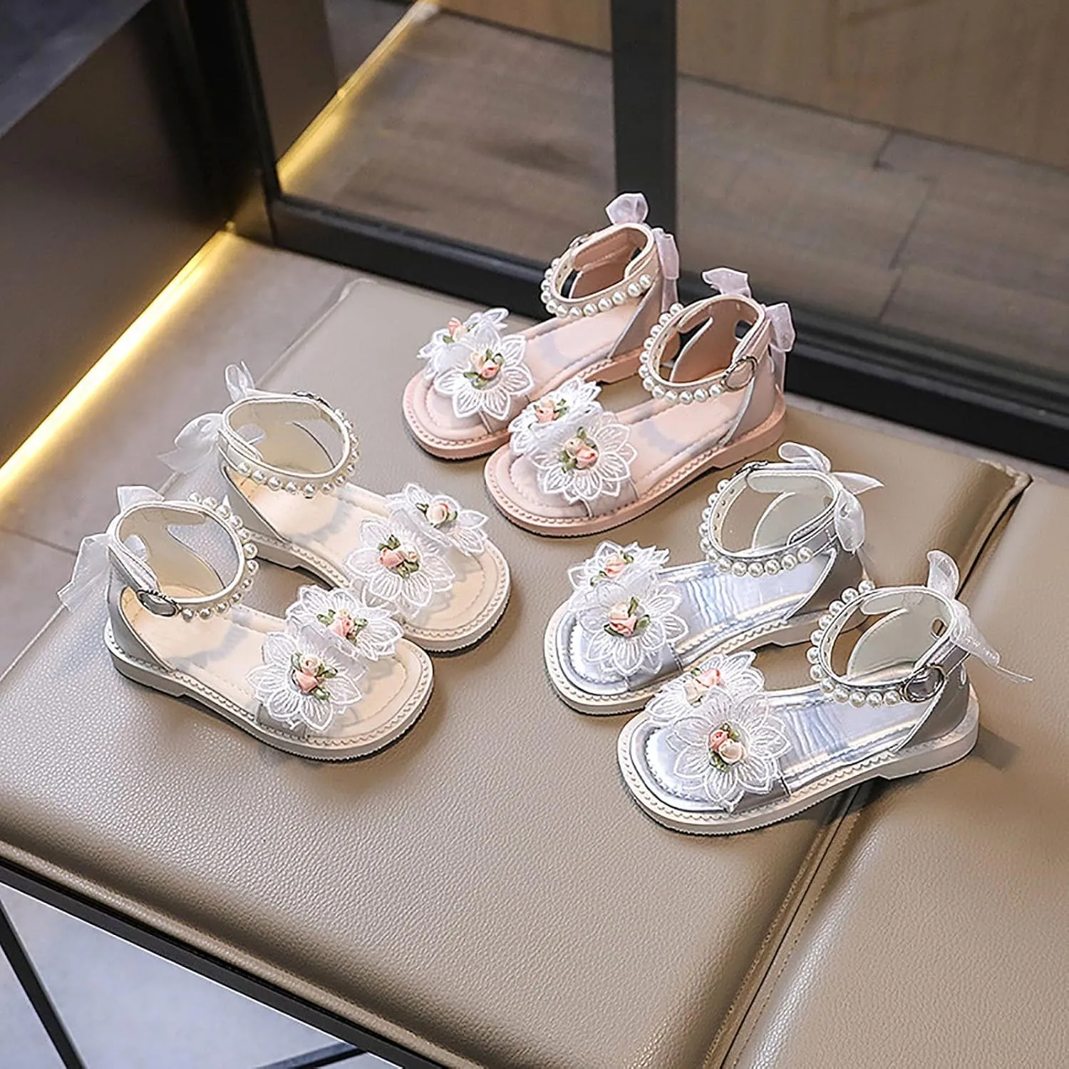 Little Girls Pearl Ankle Strap Sandals Open-Toe Princess Dress Shoes for Big Girls Floral Lace Leather Flat Sandals