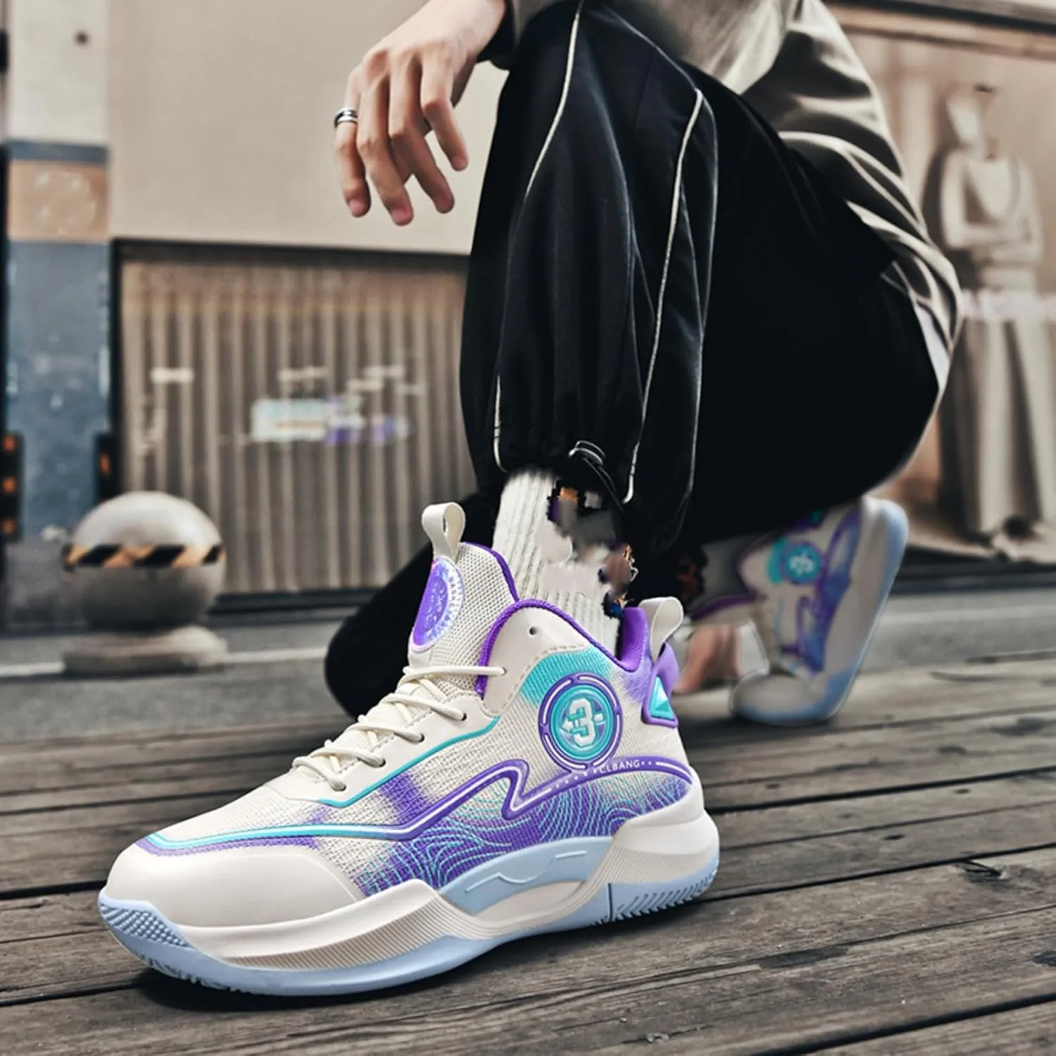 Men's High Top Basketball Shoes, Breathable Mesh Basketball Boots Suitable for Indoor/Outdoor Games