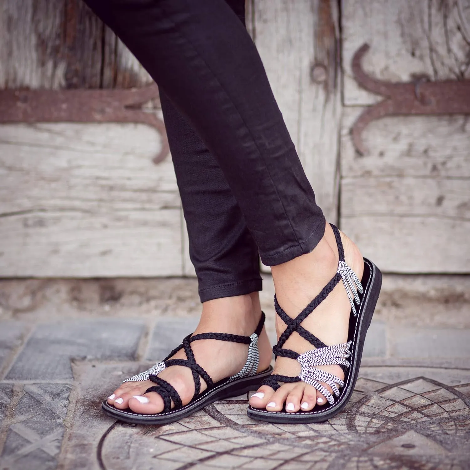 Plaka Flat Sandals for Women Palm Leaf