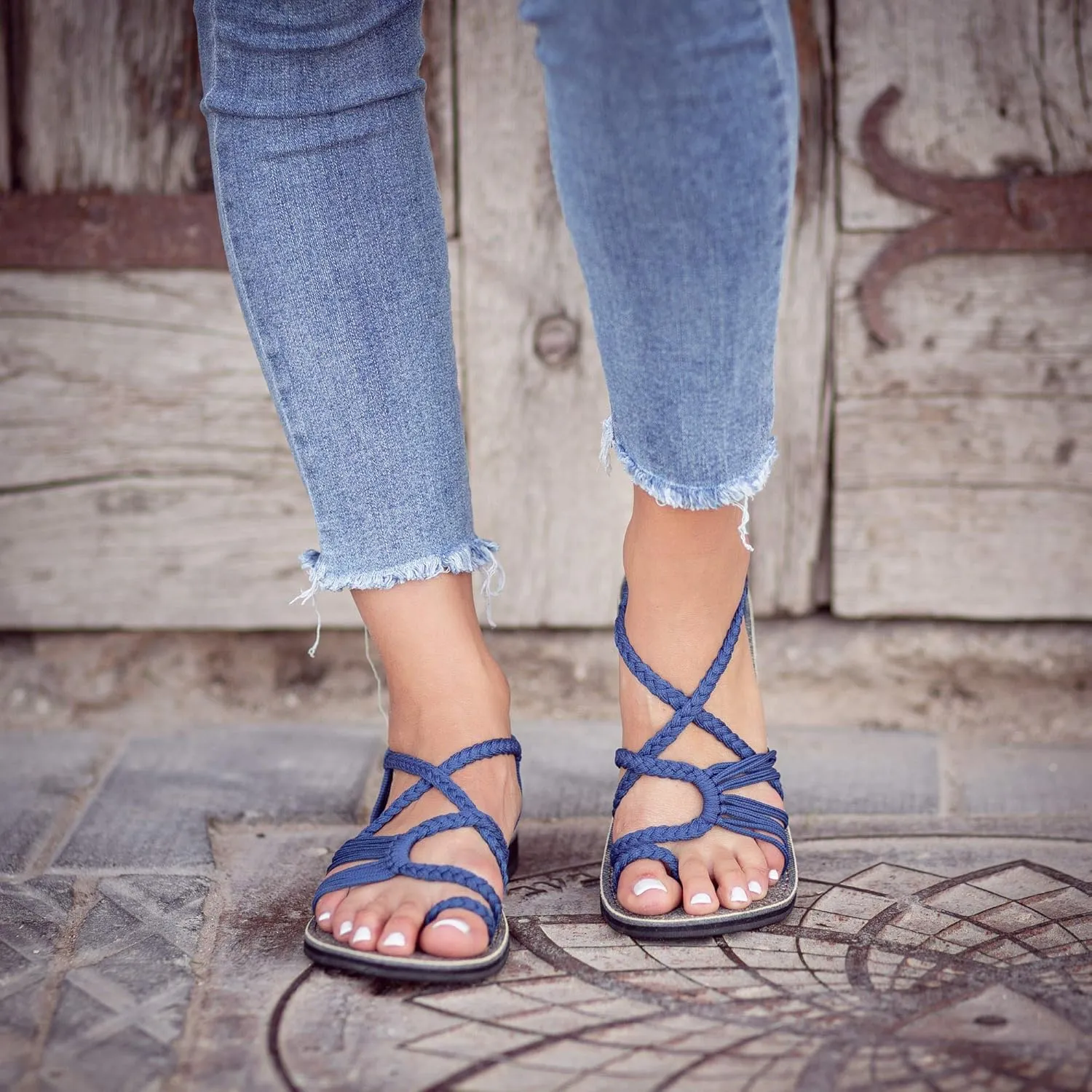 Plaka Flat Sandals for Women Palm Leaf