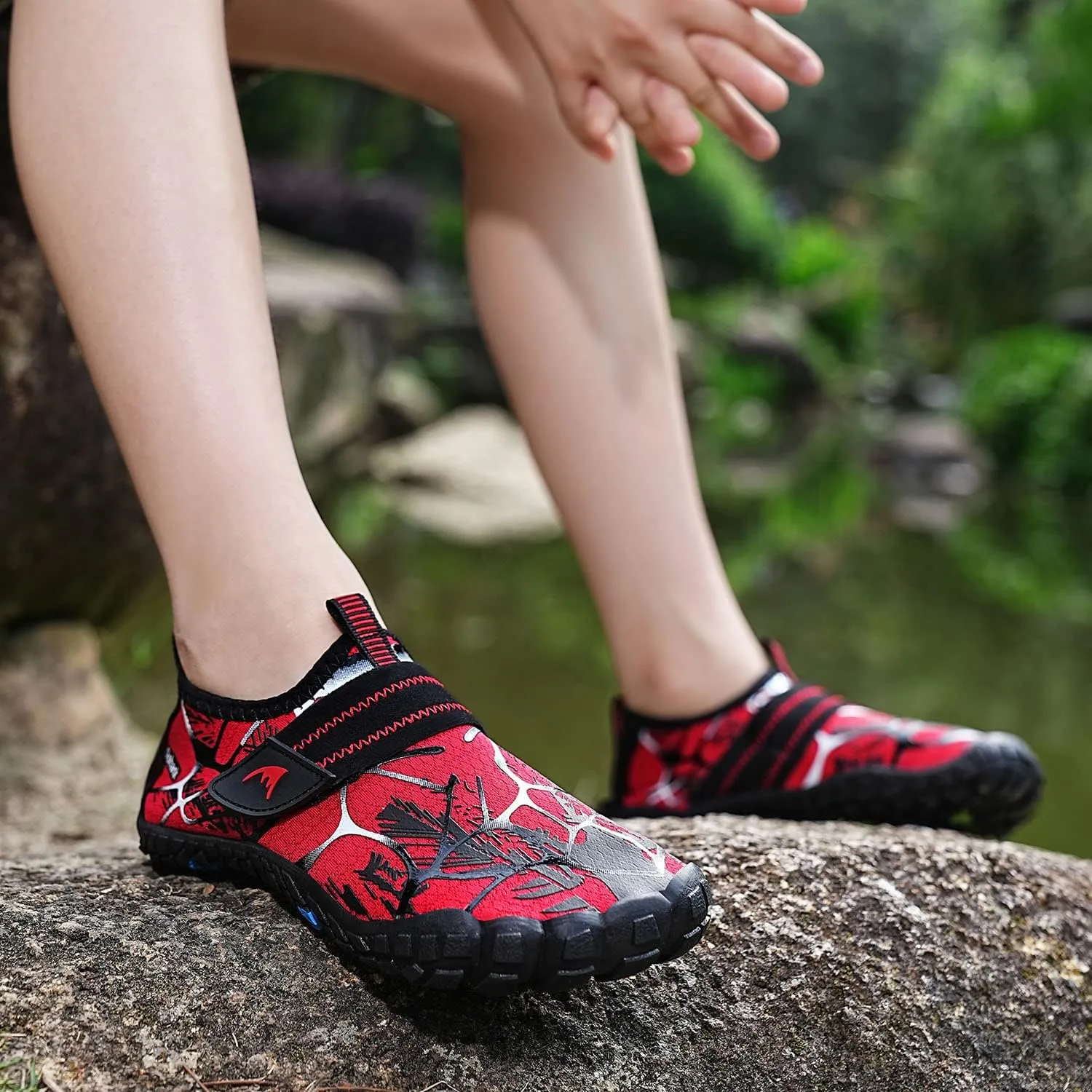 Quickshark Kids Water Shoes Boys Girls Barefoot Aqua Socks Outdoor Indoor Quick Dry Sandals Lightweight Slip On Walking Sneakers for Beach Pool Swim (Little Kid/Big Kid)