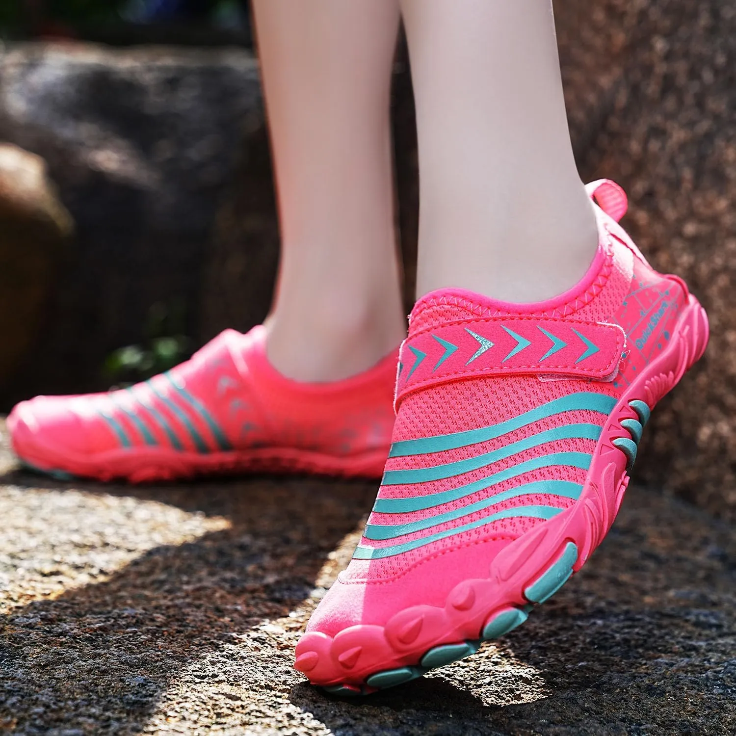 Quickshark Kids Water Shoes Boys Girls Barefoot Aqua Socks Outdoor Indoor Quick Dry Sandals Lightweight Slip On Walking Sneakers for Beach Pool Swim (Little Kid/Big Kid)