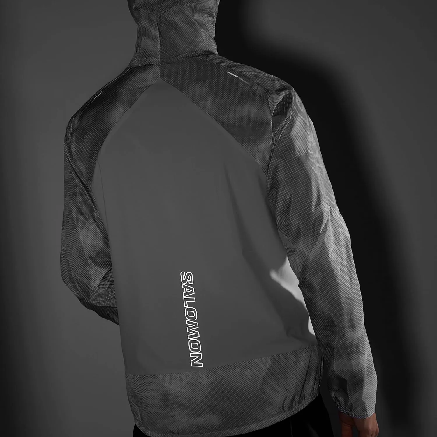 Salomon Men’s Bonatti Cross Wind, Reflective Windproof Hooded Zip-Up Jacket