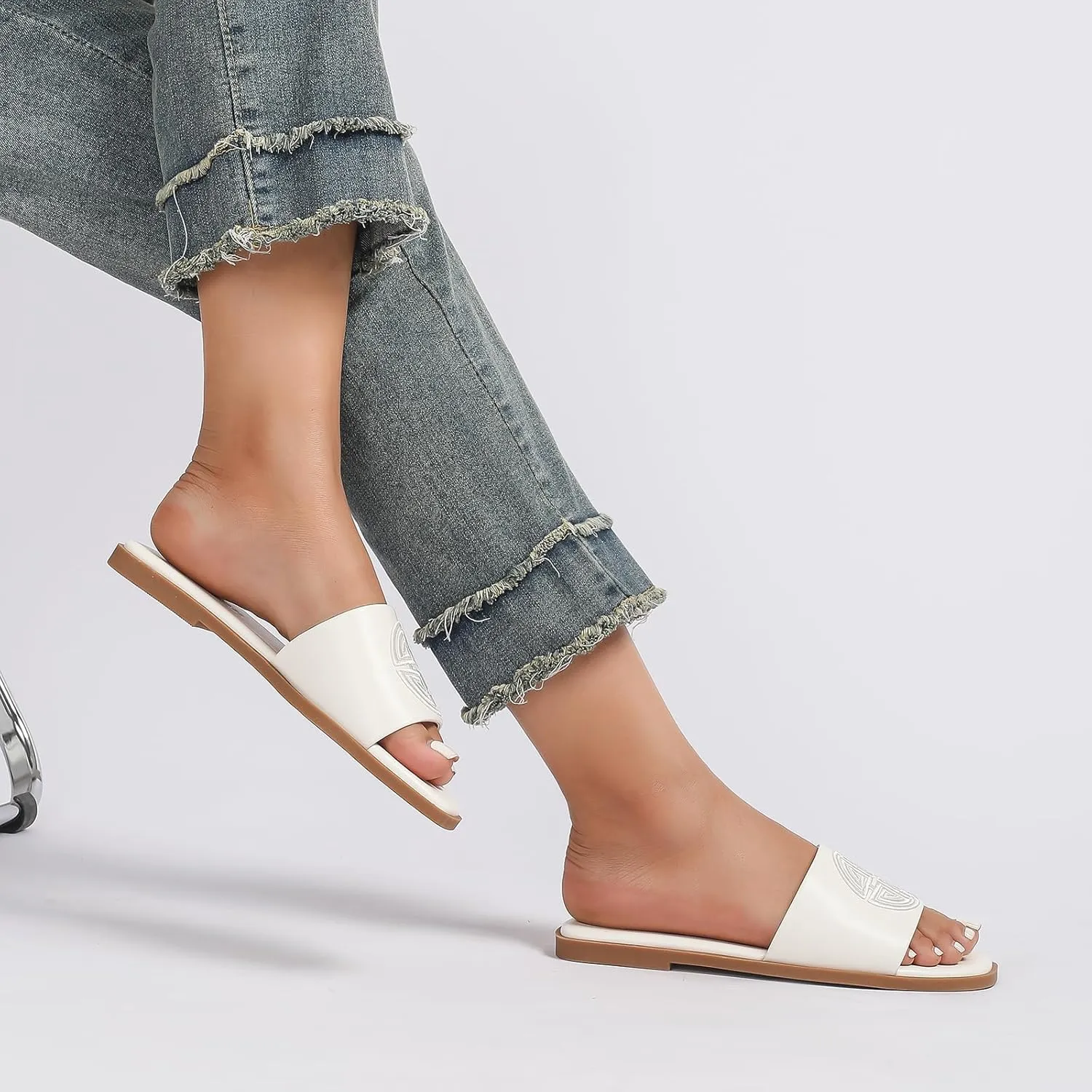Stratuxx Kaze Womens Flat Sandals Dressy Summer Slide Dress Sandals Comfortable Cute Leather Black Sandals for Women