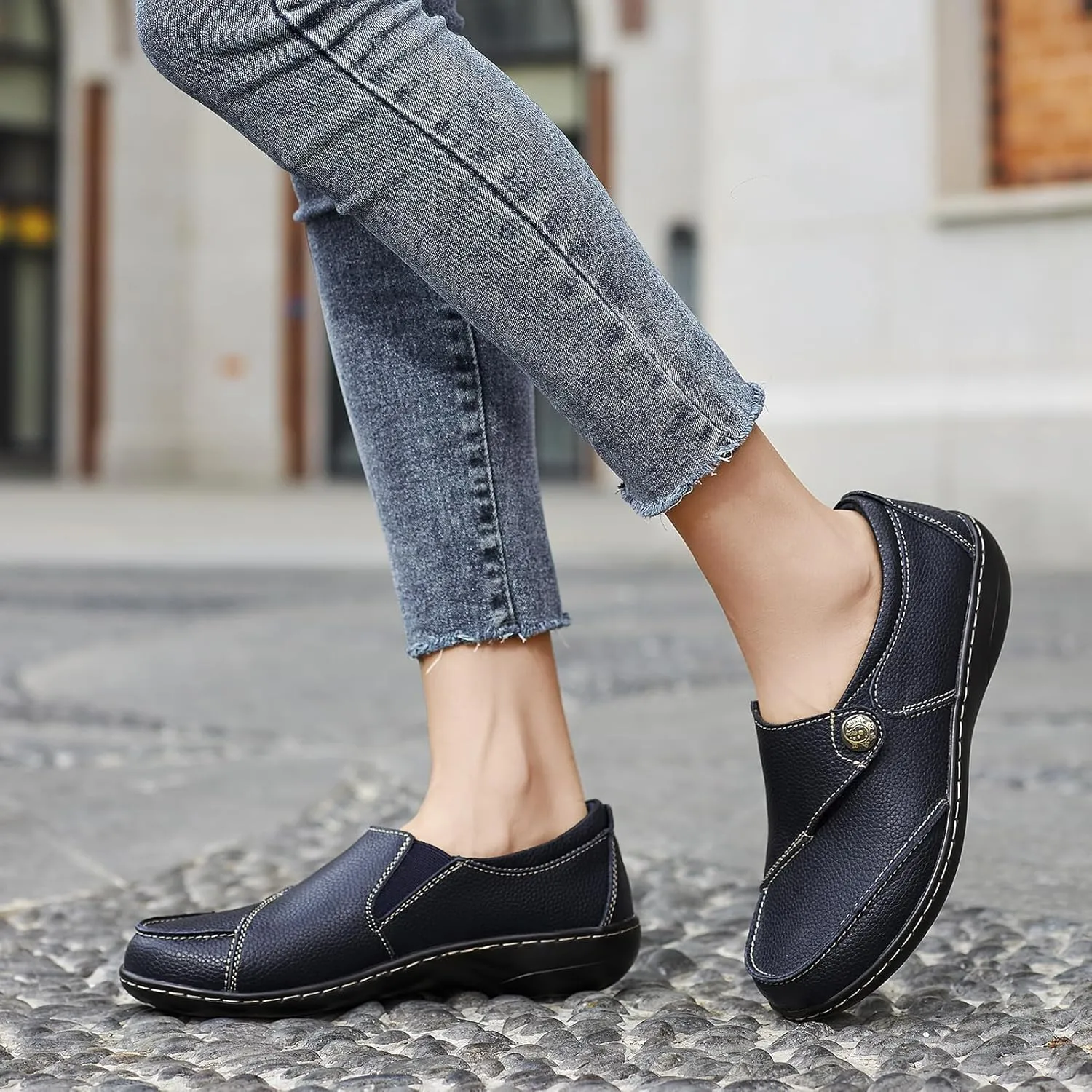 TERRIKAT Women's Classic Casual Leather Loafers Cute Moc Toe Slip On Comfort Walking Flats Lightweight Work Shoes