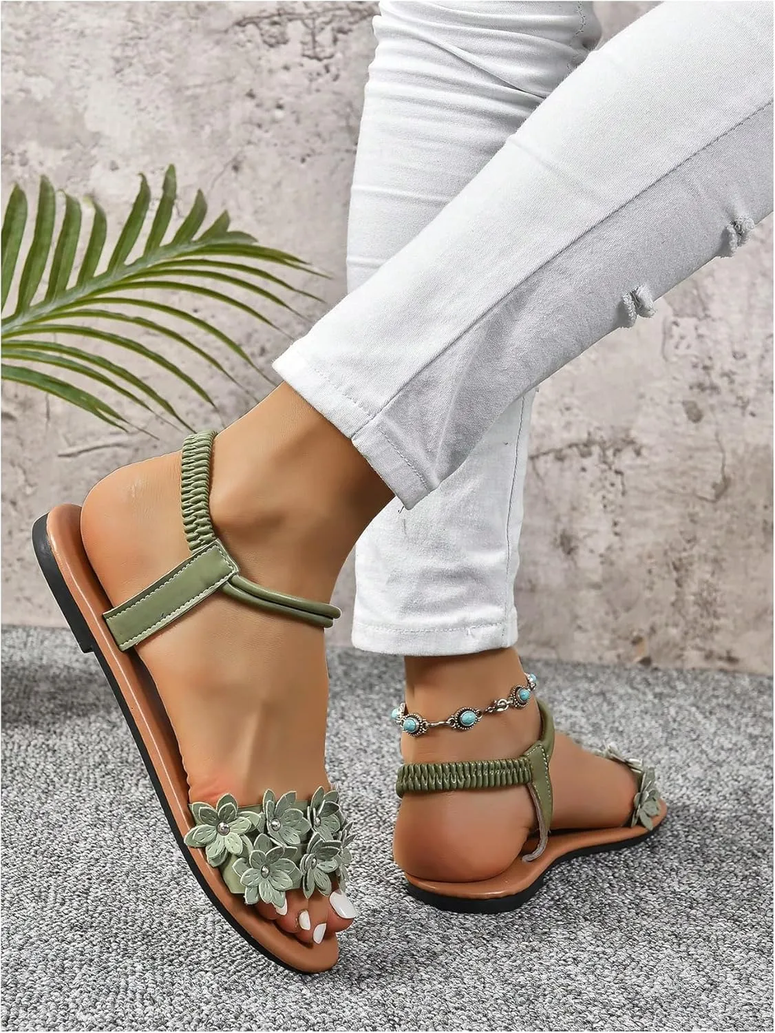 Verdusa Women's Summer Sandals Flower Leather Flat Sandals with Ankle Strap