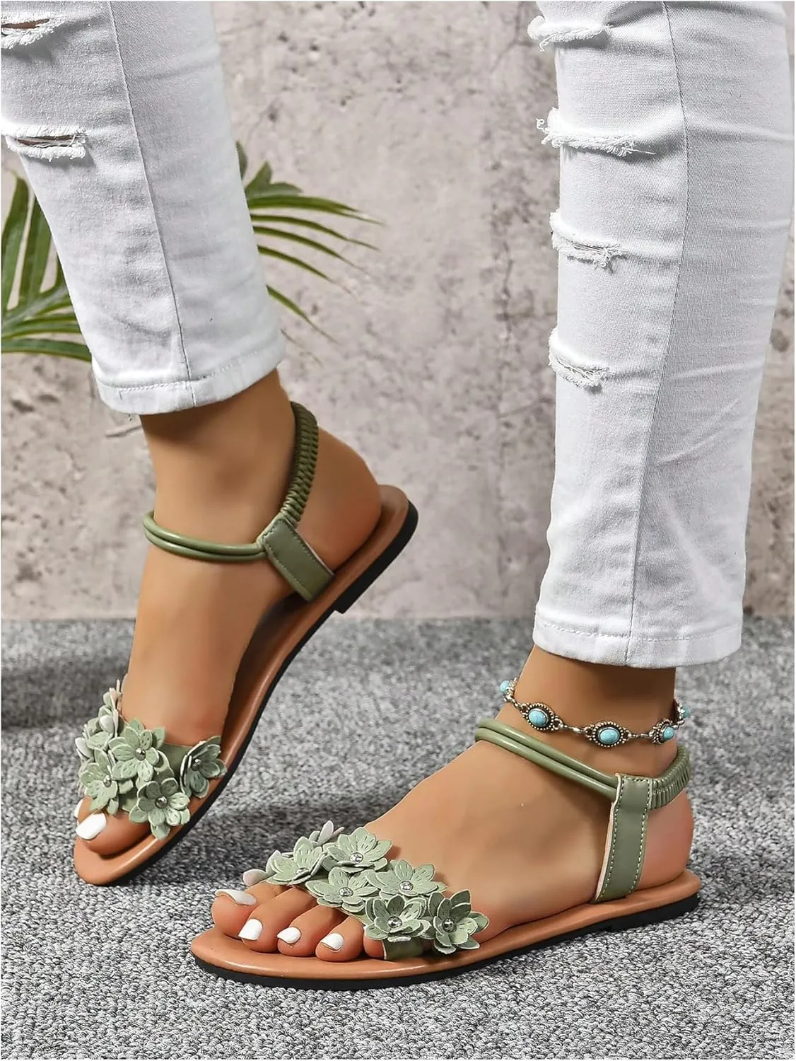 Verdusa Women's Summer Sandals Flower Leather Flat Sandals with Ankle Strap
