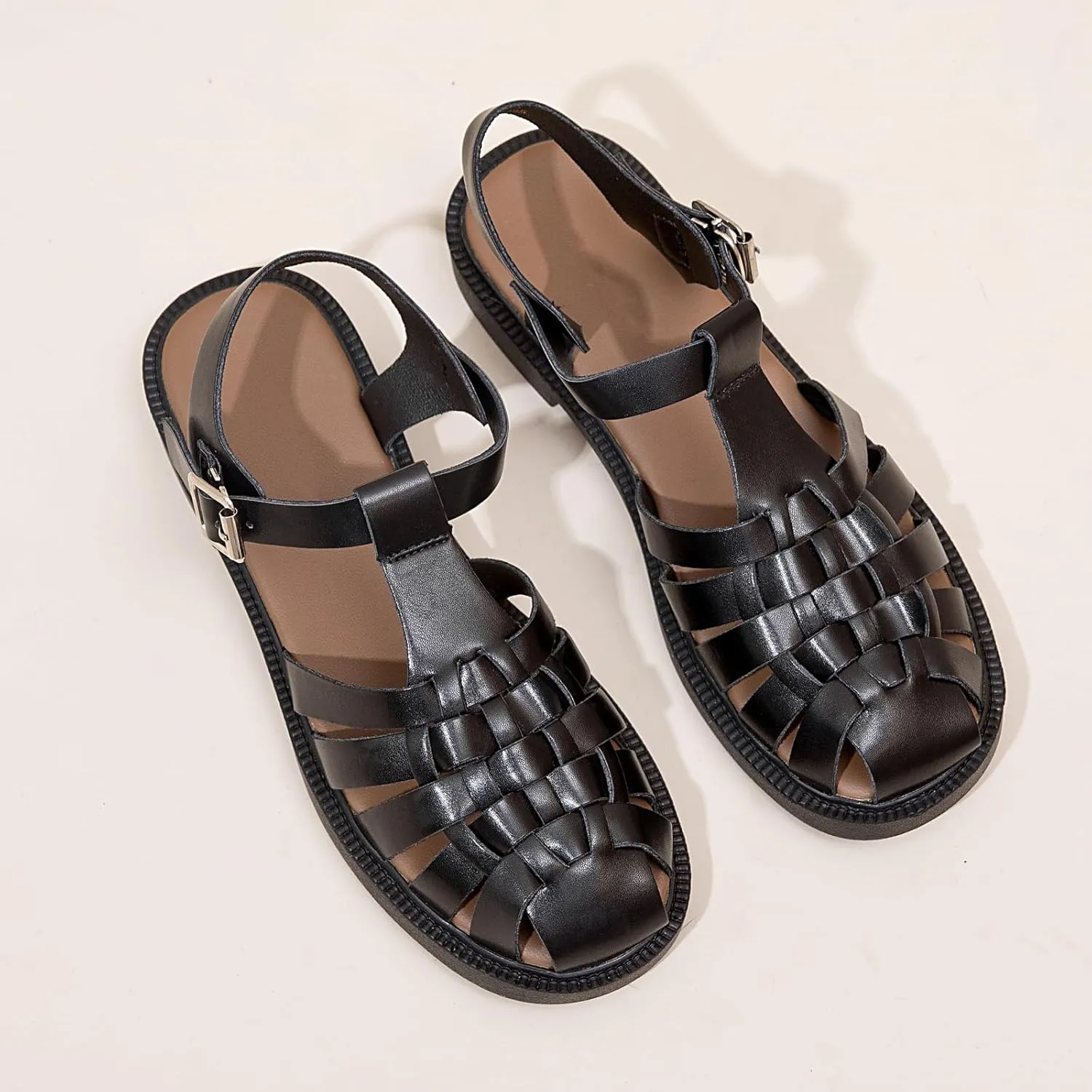 Women's Closed Toe Flat Fisherman Sandals Comfortable Summer Retro Leather Roman Sandals
