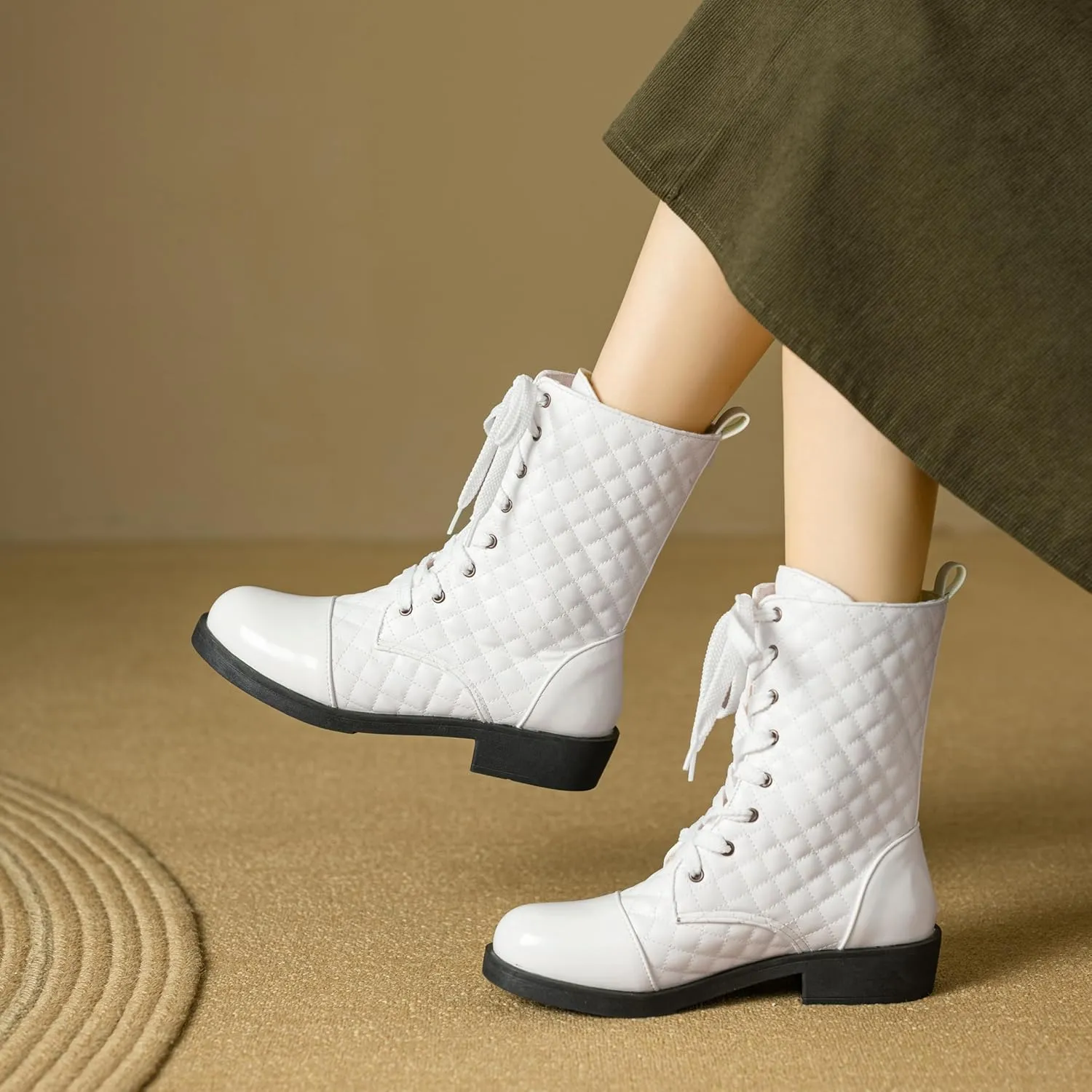Women's Lace Up Motorcycle Riding Boots Quilted Ankle Booties Biker Military Combat Boots for Ladies