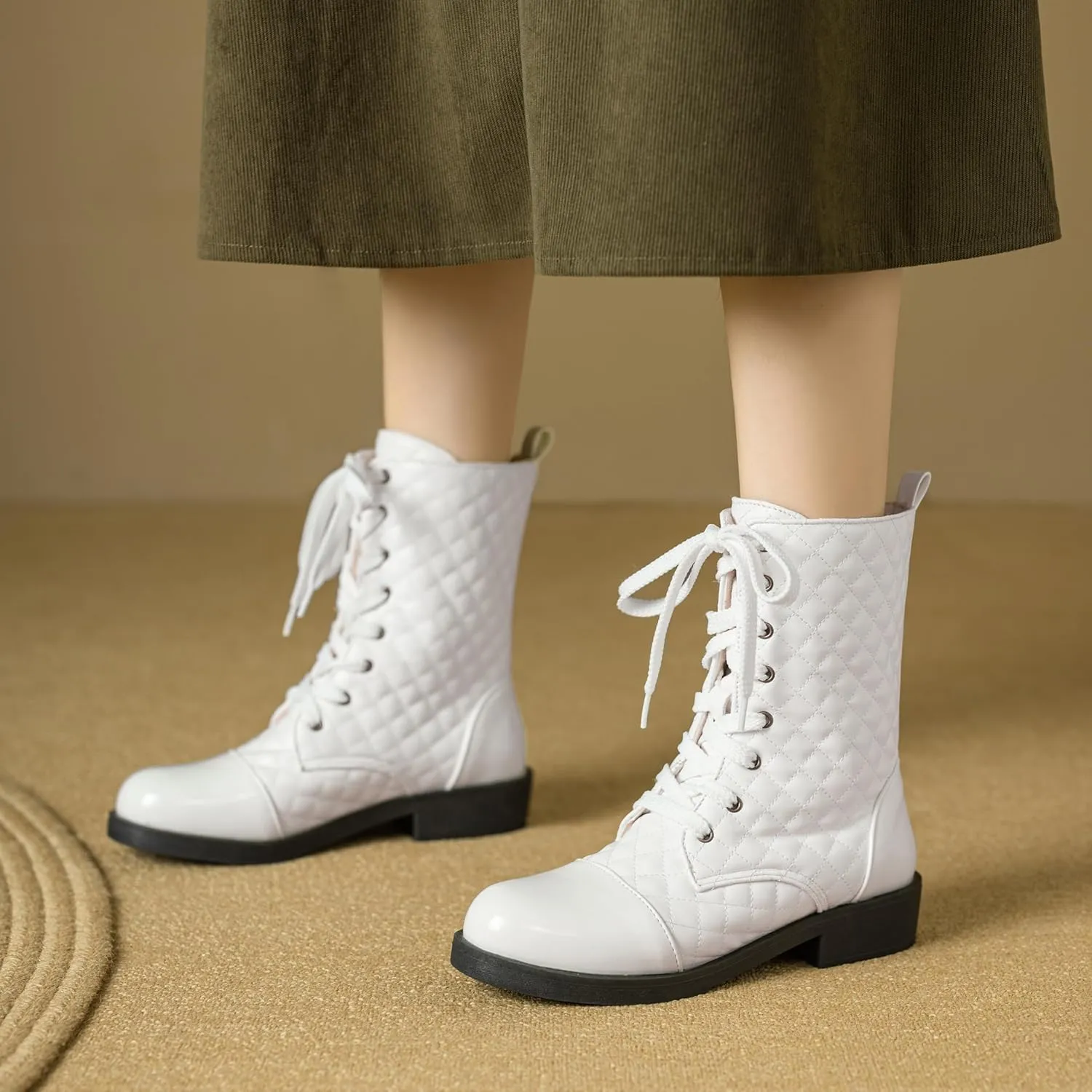 Women's Lace Up Motorcycle Riding Boots Quilted Ankle Booties Biker Military Combat Boots for Ladies
