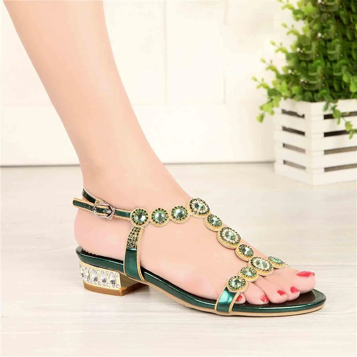 Women's Rhinestone Flat Sandals Women Crystal Jeweled Sandal Shoes for Summer Beach Oceanside Holiday Outdoor