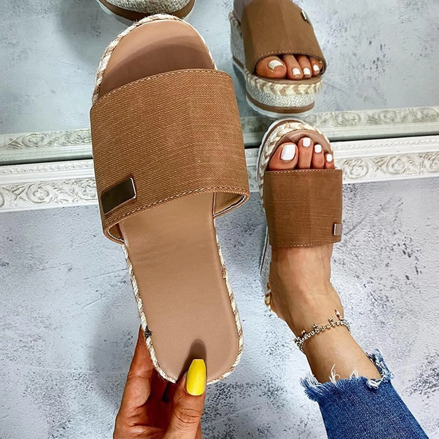 Womens Sandals 2023 Summer Fashion Casual Slip on Wedge Platform Slides Sandal Solid Open Toe Metal Decorate Slippers Comfy Outdoor Anti-Slip Shoes
