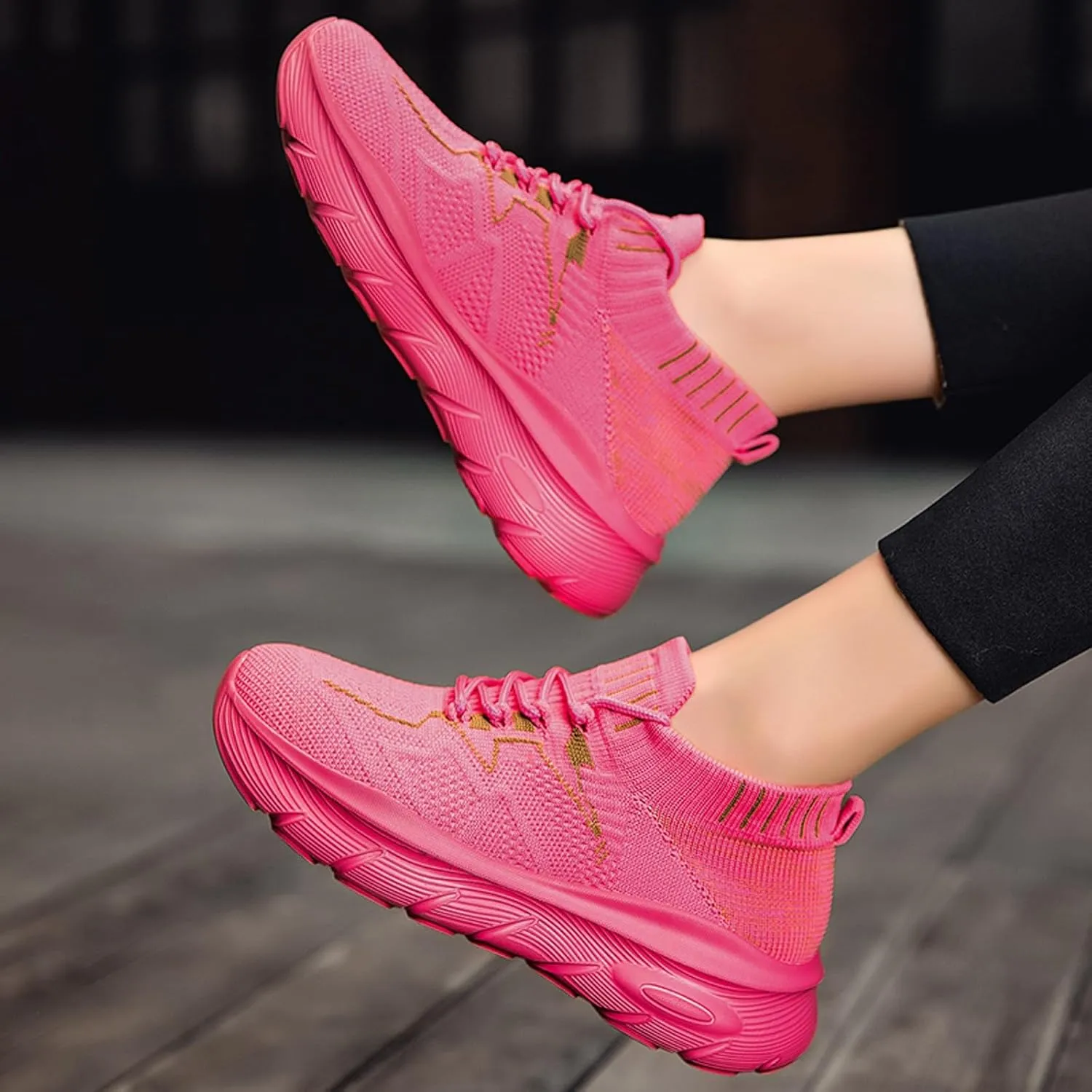 Women's Spring and Summer Fashion Solid Color Mesh Lace Up Sneakers Casual Comfortable Easy Walking Shoes Women