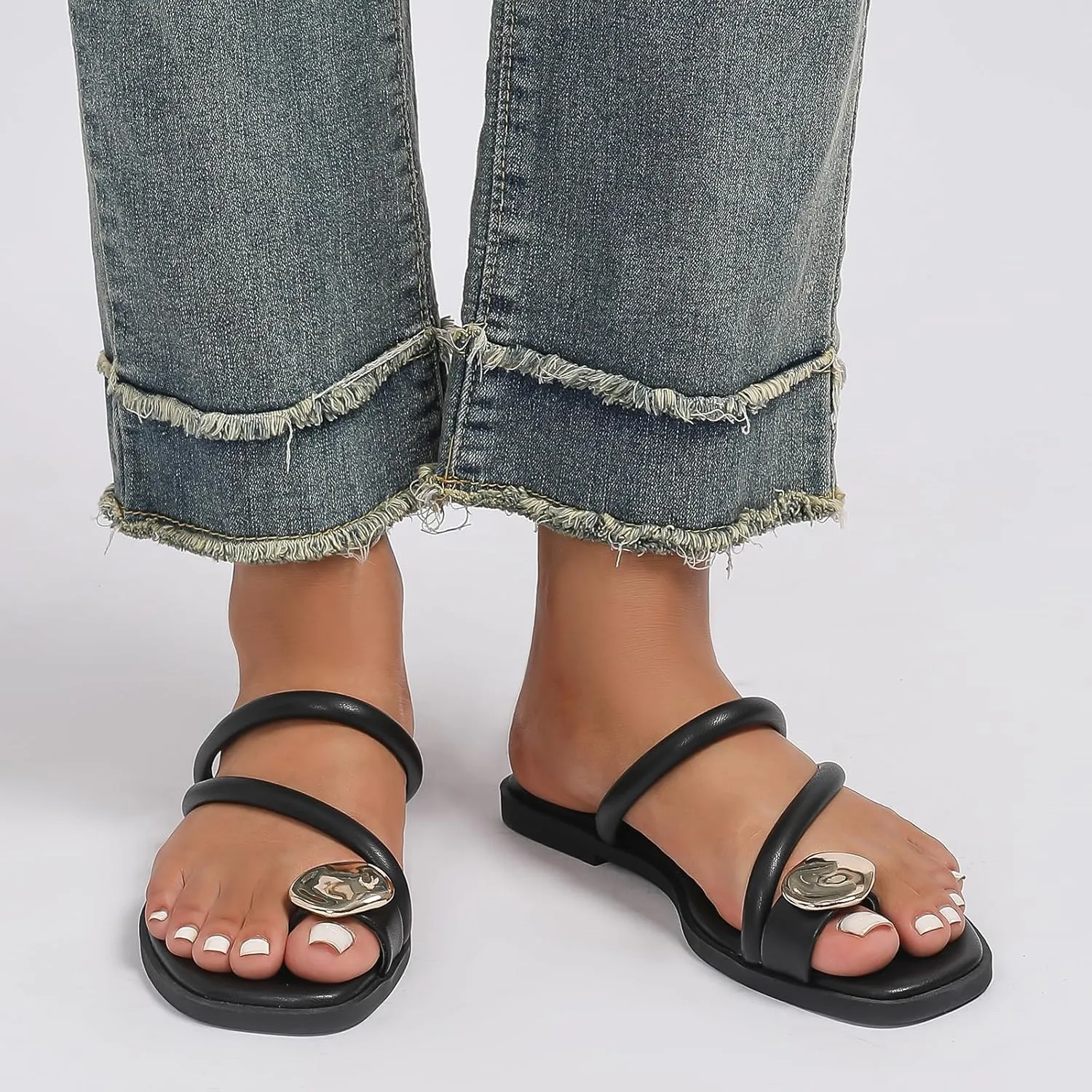 Women's Toe Ring Thong Sandals Open Toe Slide Flat Sandals Casual Summer Flip Flop Flat Sandals