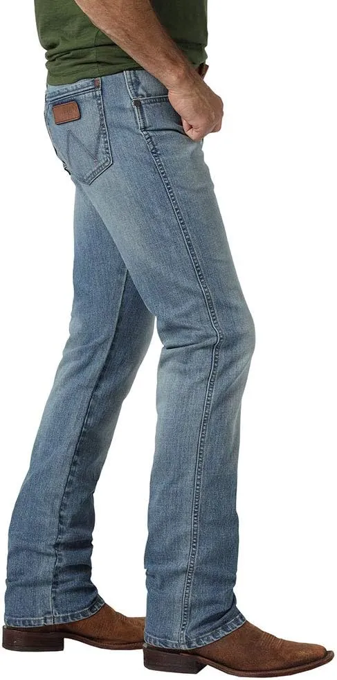 Wrangler Men's Retro Slim Fit Straight Leg Jeans