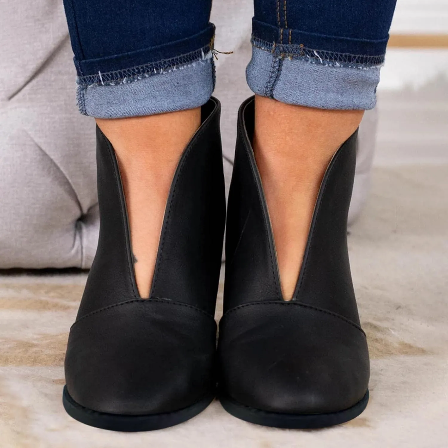 ZBYY Womens Pointed Toe Ankle Boots V Cut Back Zipper Chelsea Booties Slip On Chunky Low Heel Dressy Western Booties